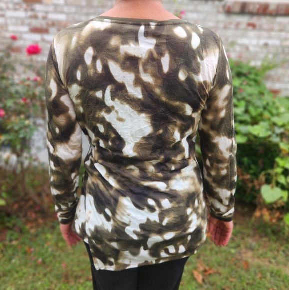 LOT OF 4 Simply Vera Vera Wang  ARTSY long Sleeve Decoative Tops SIZE Medium - Picture 7 of 13